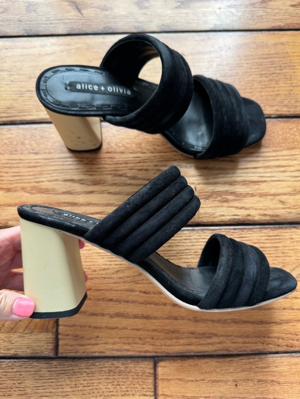 Alice & Olivia By Stacey Bendet Chunky Strappy Heel Sandals Suede Sz 37 Black